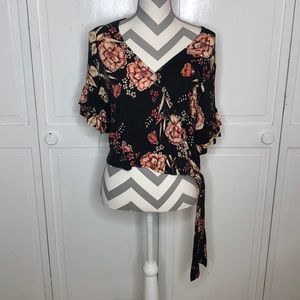 Xhilaration Floral Crop Top